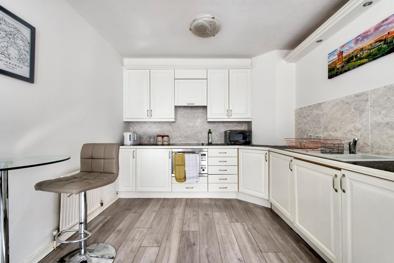 에든버러 Guestready - Bright & Airy 1Br Flat In Center 아파트 외부 사진